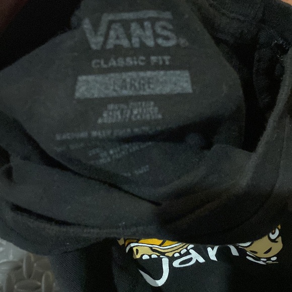 Large vans t shirt - Picture 3 of 3